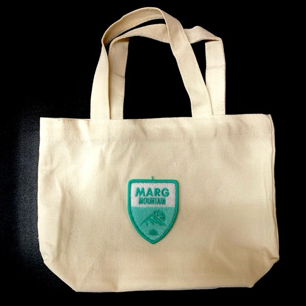 Box of Small Marg Mountain Tote Bags - TED1298