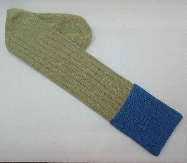 Khaki Golfhose with Airforce Blue Turnover