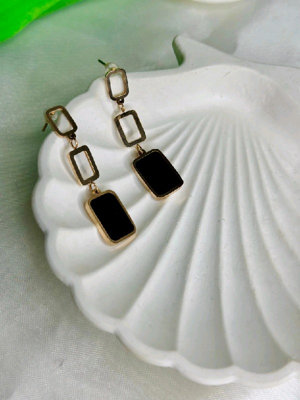 P097-Earrings