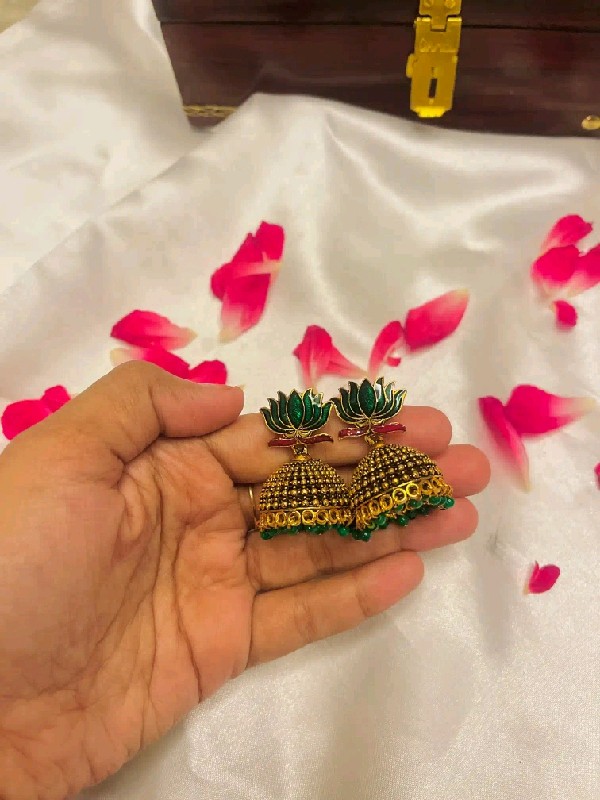 P034-Earrings