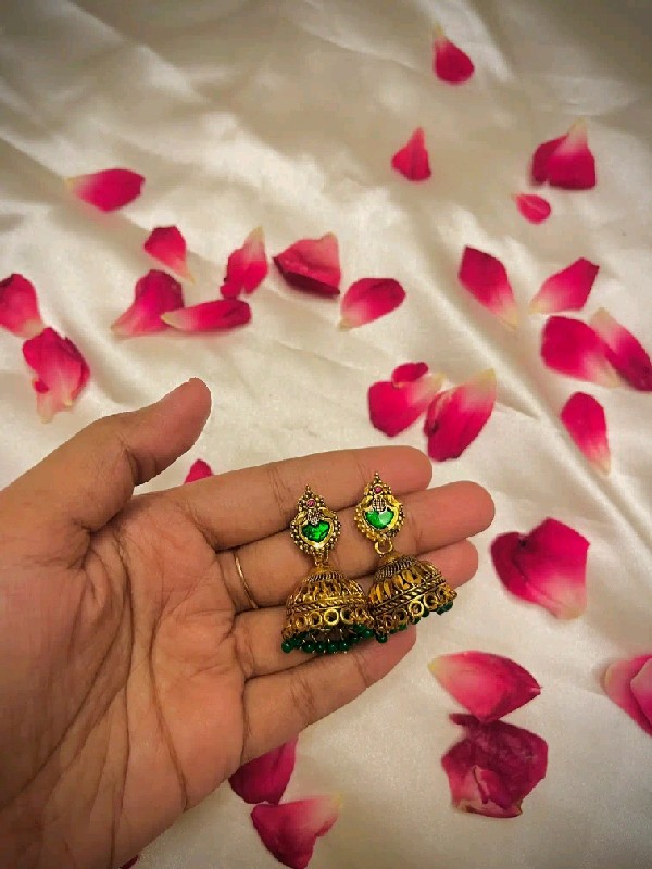 P035-Earrings