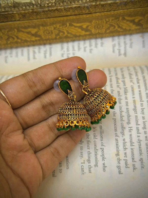 P106-Earrings