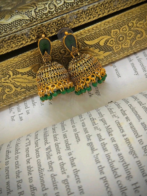 P106-Earrings