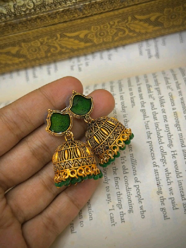 P111-Earrings