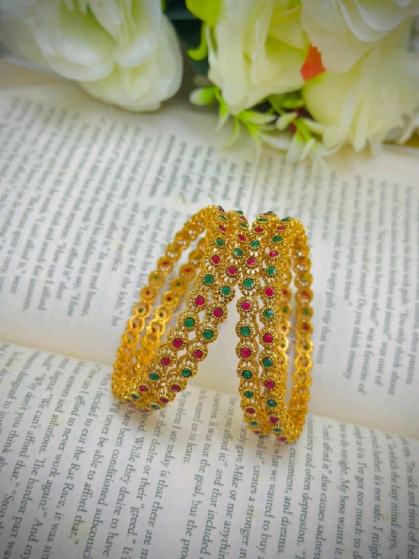 P120-Bangles