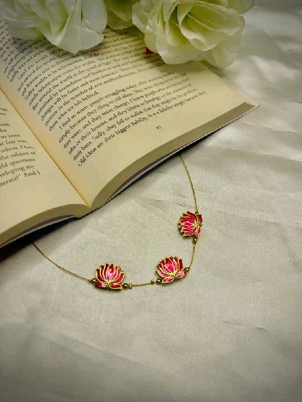 P015-Necklaces