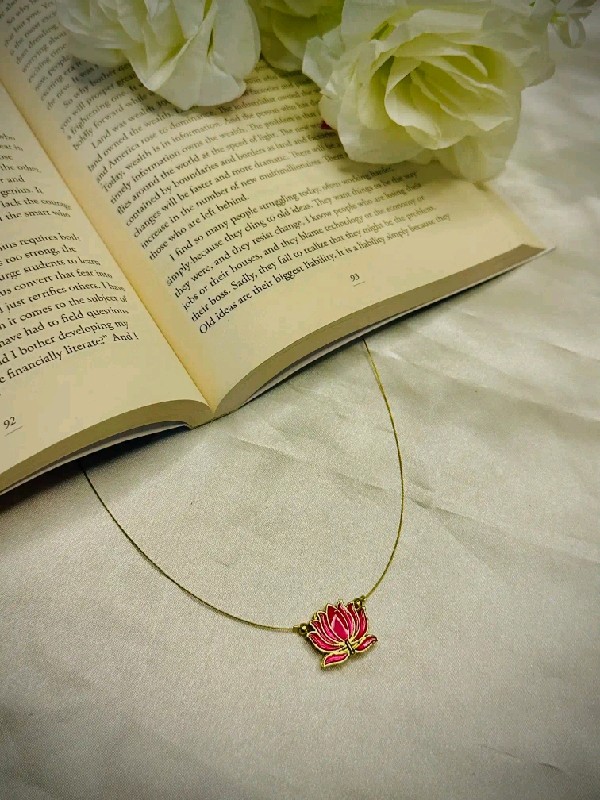 P016-Necklaces