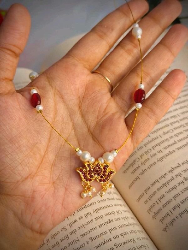 P099-Necklaces