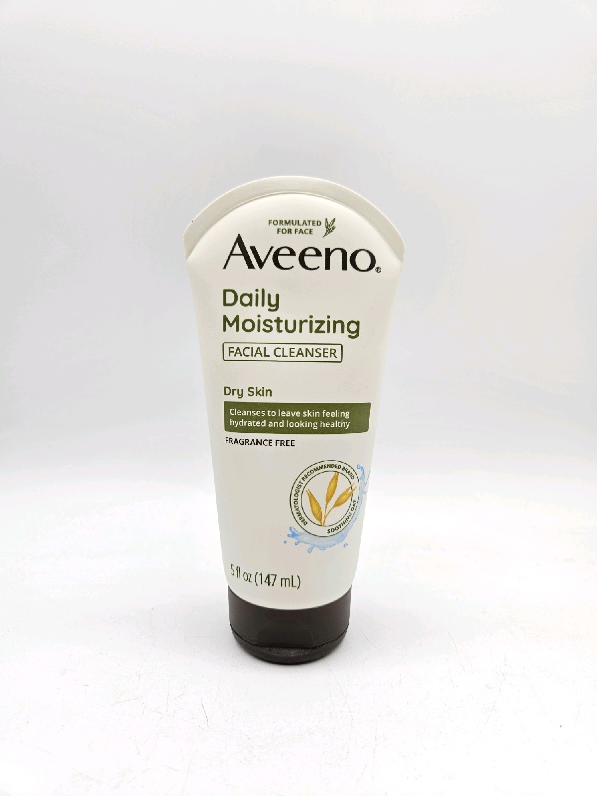 Aveeno Daily Moisturizer Facial Cleanser